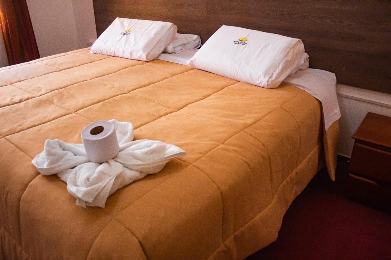 Hotel Valery II Уарас Екстер'єр фото